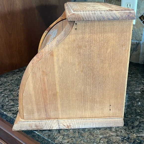 Vintage Rolltop Wooden Breadbox With Home Sweet Home - Picture 4 of 8